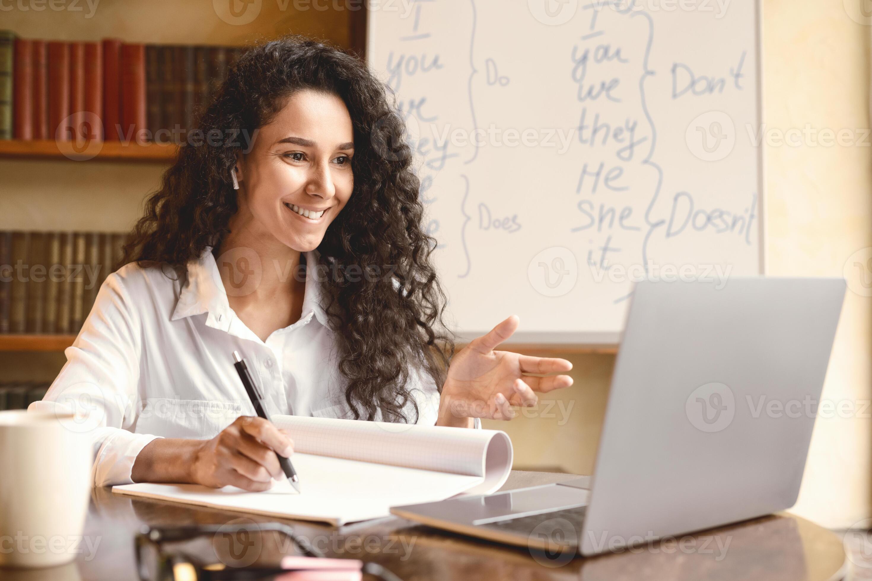 Faculty authoring simulation content